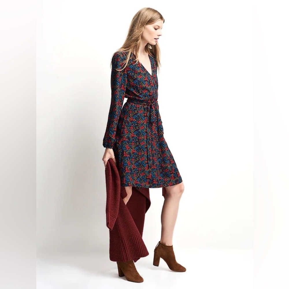 GAP Long Sleeve Floral Wrap Dress Medium